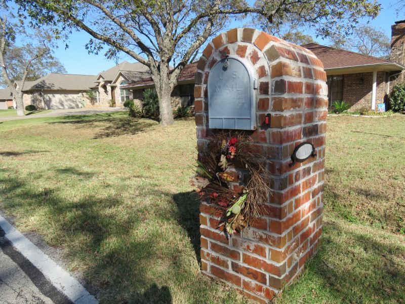 Completed Brick Mailbox Repair Project